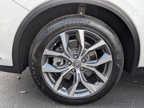 Certified 2022 Acura MDX SH-AWD w/ Technology Package image 12