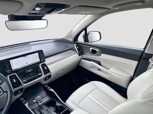 Certified 2023 Kia Sorento X-Line EX image 27