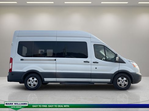 Used 2017 Ford Transit 350 XLT RWD image 3