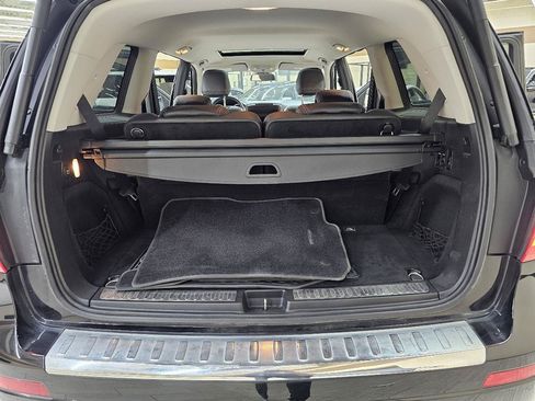 Used 2015 Mercedes-Benz GL 450 4MATIC image 13