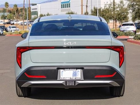 New 2025 Kia K4 LXS image 7