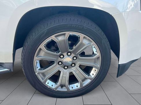 Used 2016 GMC Yukon Denali w/ Open Road Package AWD/4WD image 12