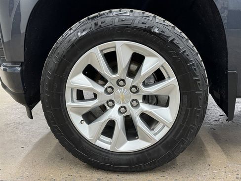 Used 2021 Chevrolet Silverado 1500 Custom image 6