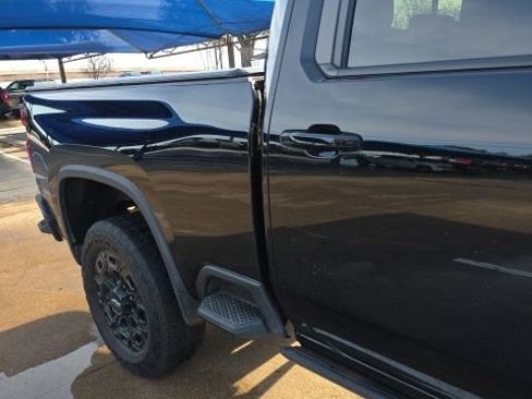 Used 2024 Chevrolet Silverado 2500 LTZ w/ LTZ Plus Package image 18