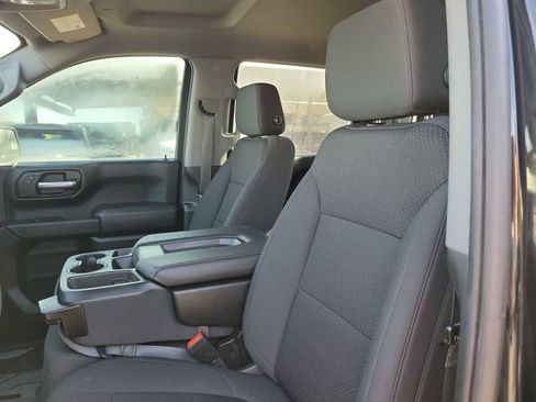 Used 2021 Chevrolet Silverado 1500 Custom image 11
