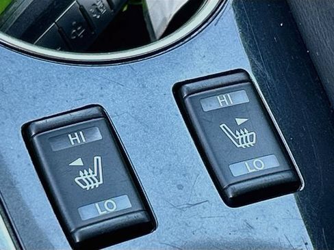 Used 2022 Nissan Maxima SV w/ Floor Mat Group FWD image 17