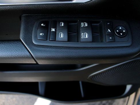 Used 2022 RAM 1500 Big Horn image 24