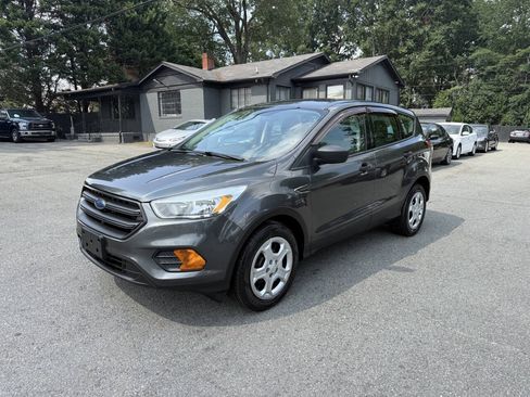 Used 2017 Ford Escape S FWD image 2