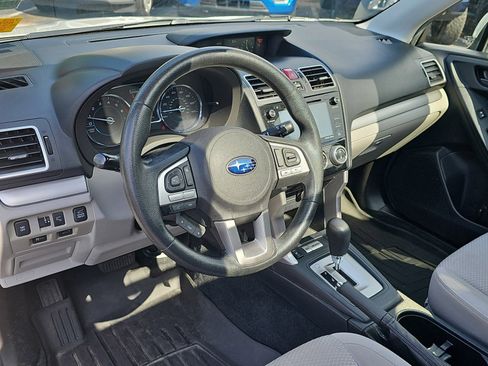 Used 2018 Subaru Forester 2.5i Premium AWD/4WD image 16
