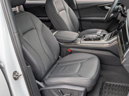 Used 2025 Audi Q7 2.0T Premium w/ Convenience Package image 24