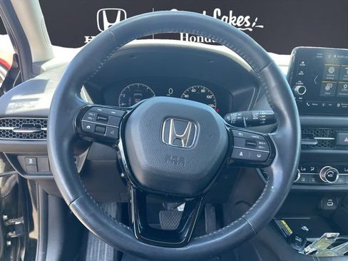 Used 2024 Honda HR-V EX-L image 12