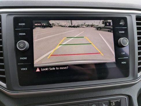 Used 2020 Volkswagen Atlas Cross Sport SE FWD image 20