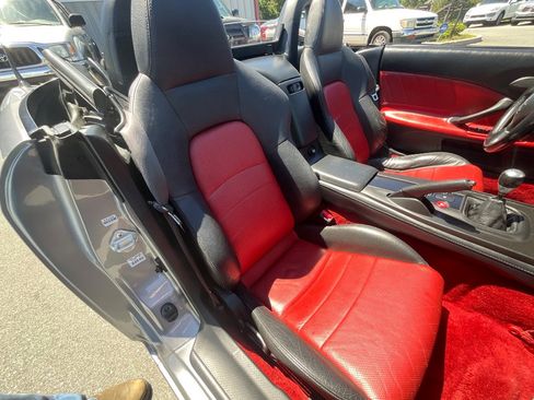 Used 2006 Honda S2000 image 18