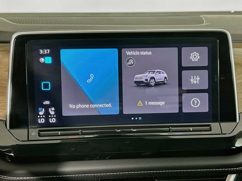 Used 2025 Volkswagen Atlas SE FWD image 21
