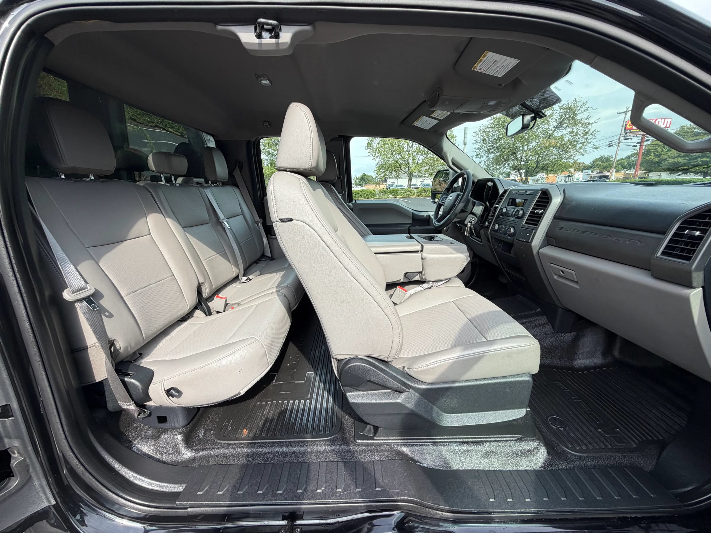 Used 2019 Ford F250 XL w/ Power Equipment Group AWD/4WD image 17