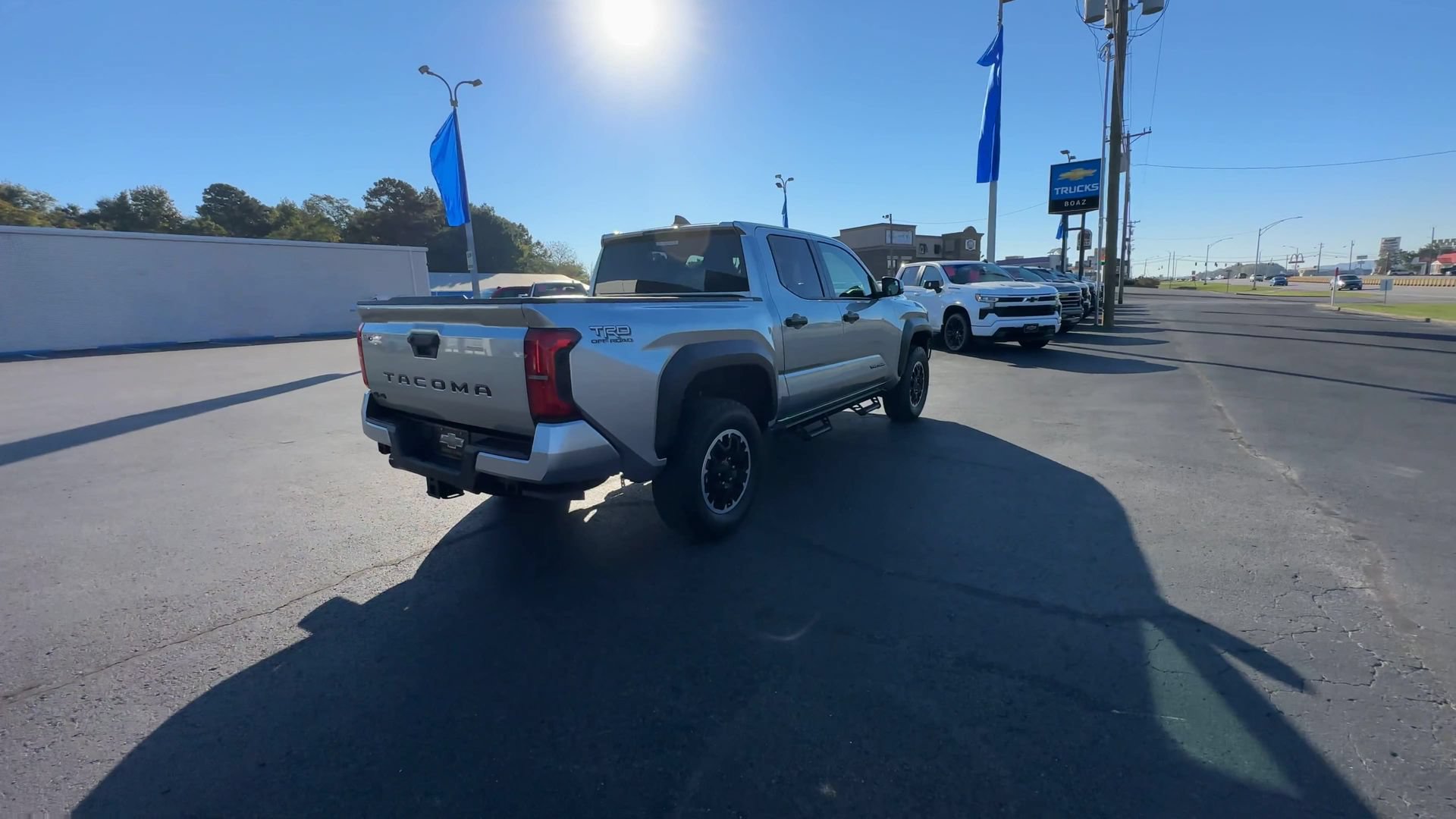 Used 2024 Toyota Tacoma TRD Off-Road AWD/4WD image 8