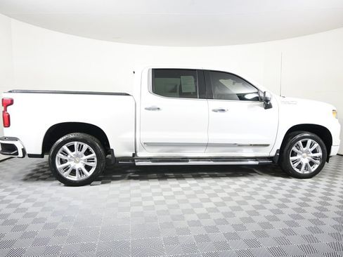 Used 2022 Chevrolet Silverado 1500 High Country w/ High Country Premium Package image 8