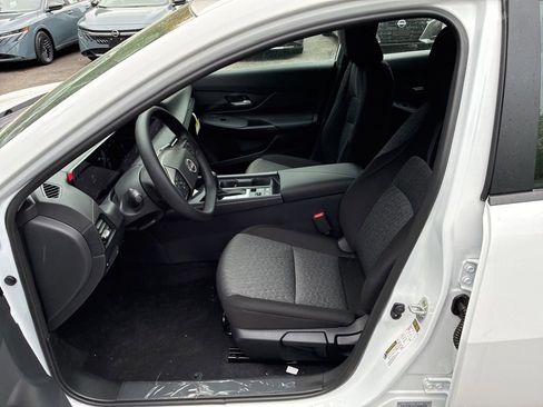 New 2026 Nissan Sentra SV w/ Floor Mat Package FWD image 16