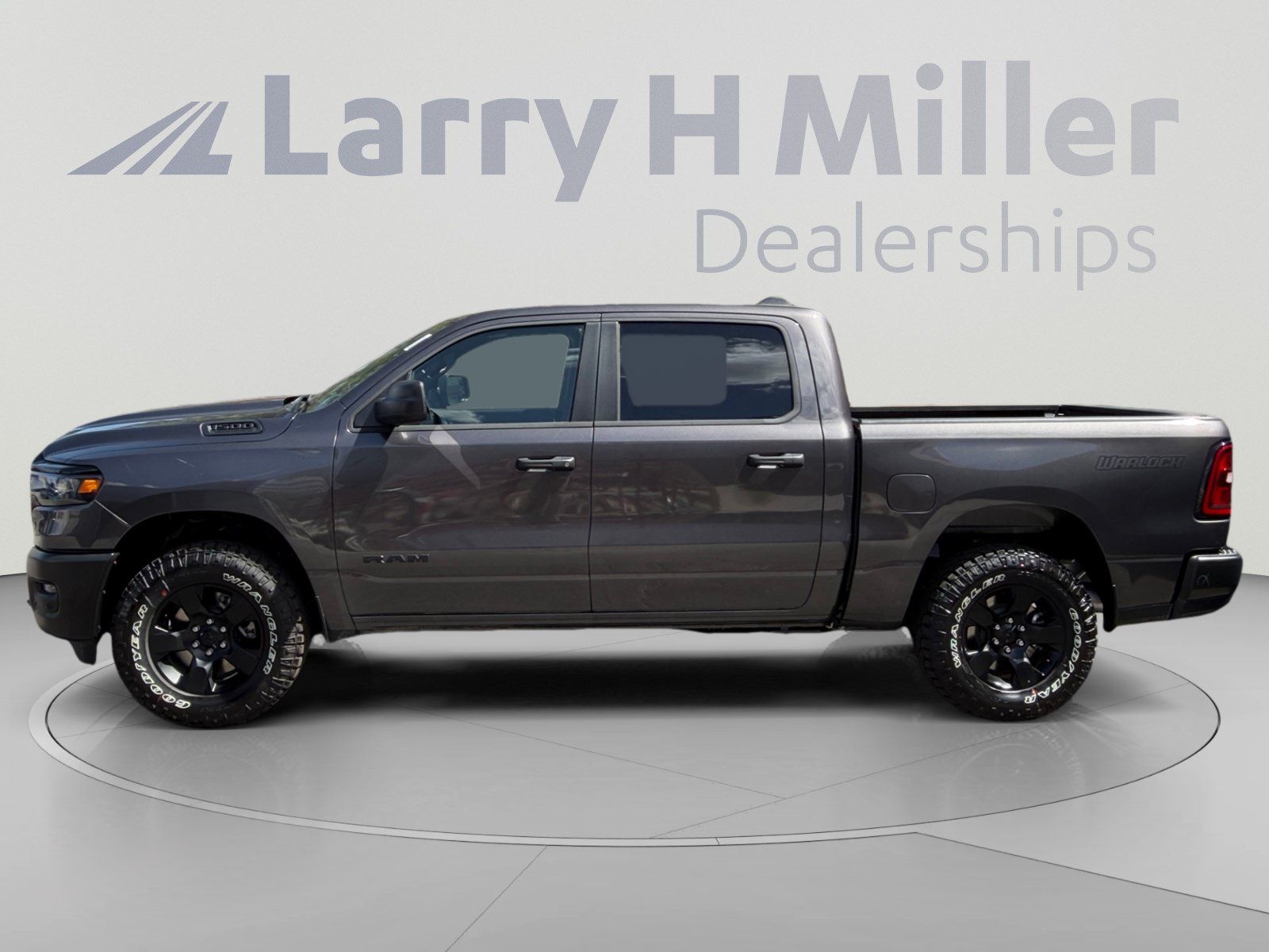 New 2026 RAM 1500 Warlock AWD/4WD image 2
