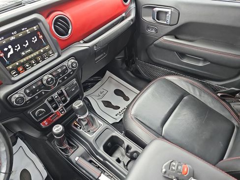 Used 2021 Jeep Gladiator Rubicon image 30