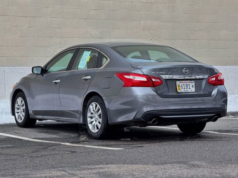 Used 2017 Nissan Altima 2.5 S w/ Power Driver Seat Package FWD image 7