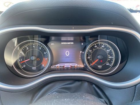 Used 2015 Jeep Cherokee Trailhawk w/ Comfort/Convenience Group image 23