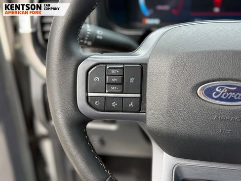Used 2025 Ford F350 Lariat w/ Black Appearance Package AWD/4WD image 18