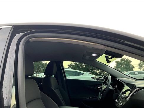 Used 2020 Chevrolet Malibu LS FWD image 22