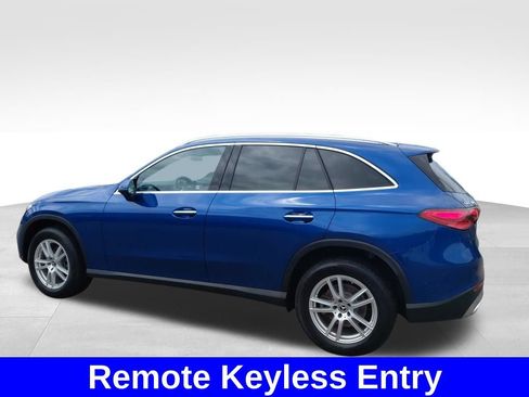 Used 2025 Mercedes-Benz GLC 300 4MATIC image 15