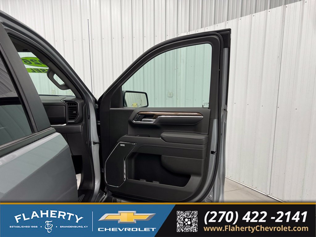 New 2026 Chevrolet Silverado 1500 RST AWD/4WD image 14