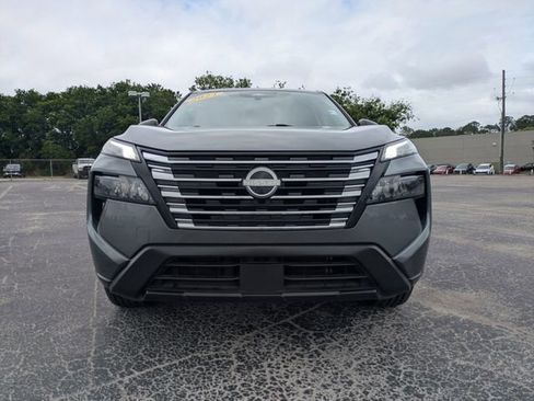 Used 2024 Nissan Rogue S FWD image 9