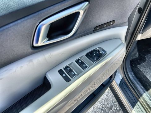 New 2026 Kia Carnival EX FWD image 13