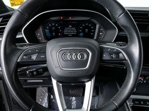 Used 2024 Audi Q3 2.0T Premium w/ Convenience Package image 8