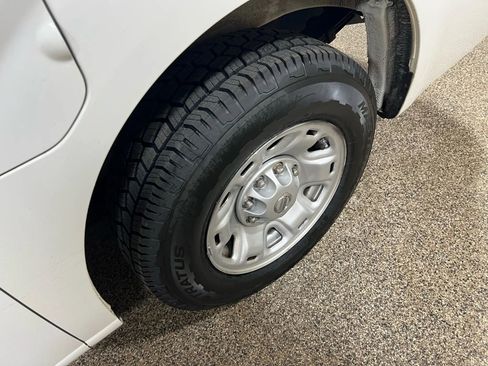 Used 2017 Nissan NV 2500 SV w/ Technology Package image 51