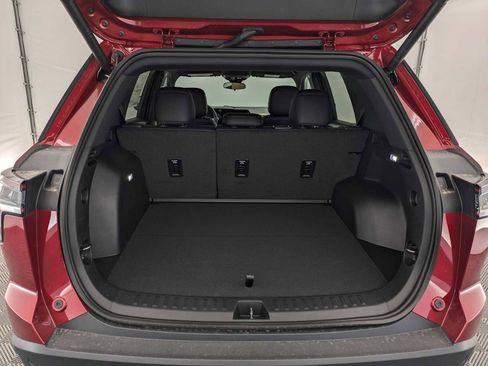 New 2026 Chevrolet Equinox ACTIV AWD/4WD image 32