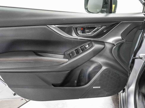 Used 2020 Subaru Crosstrek 2.0i Limited w/ Moonroof Package w/Navigation image 25