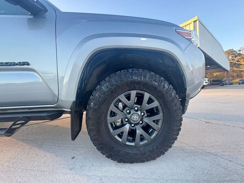 Used 2023 Toyota Tacoma 2WD Double Cab image 26
