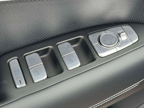 New 2026 Genesis G70 2.5T Prestige image 15