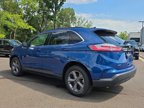 Used 2022 Ford Edge SEL w/ Sport Appearance Package AWD/4WD image 3
