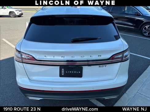Certified 2019 Lincoln Nautilus Select FWD image 5