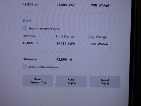 Used 2017 Tesla Model S 60D image 24