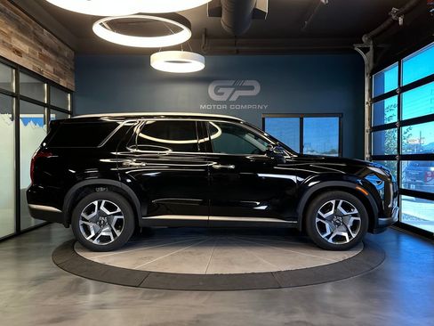 Used 2025 Hyundai Palisade SEL AWD/4WD image 2