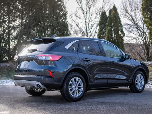 Used 2022 Ford Escape SE w/ Convenience Package image 5