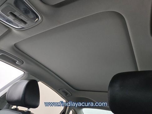 Used 2018 Kia Optima EX w/ Premium Package image 12