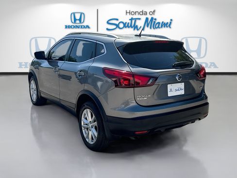 Used 2017 Nissan Rogue Sport SV image 5