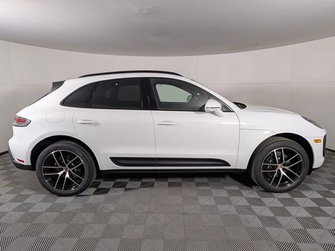 New 2026 Porsche Macan AWD/4WD image 8