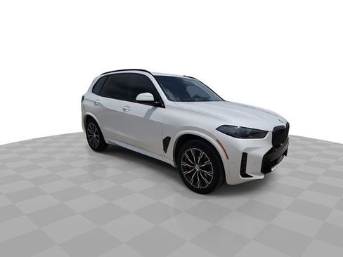 Used 2025 BMW X5 xDrive40i w/ Executive Package AWD/4WD image 2