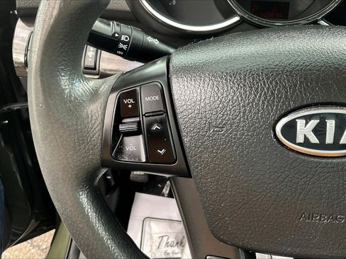 Used 2013 Kia Sorento LX AWD/4WD image 11