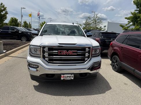 Used 2017 GMC Sierra 1500 SLT w/ SLT Premium Package AWD/4WD image 3