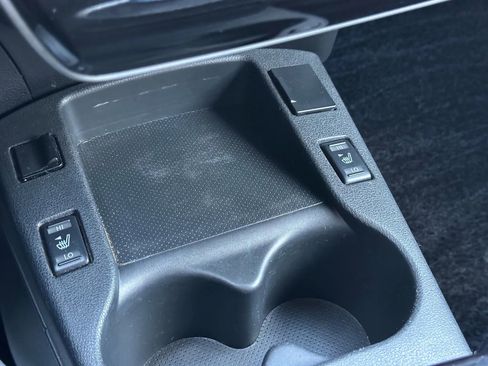 Used 2015 Nissan Leaf SL w/ Premium Package image 36